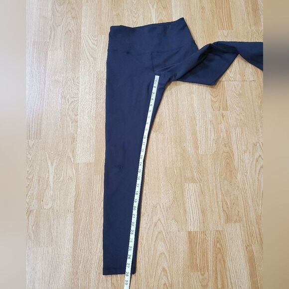 ✨ ZELLA ✨ Live In High Waist Leggings - [Small, Black] - Picture 8 of 12